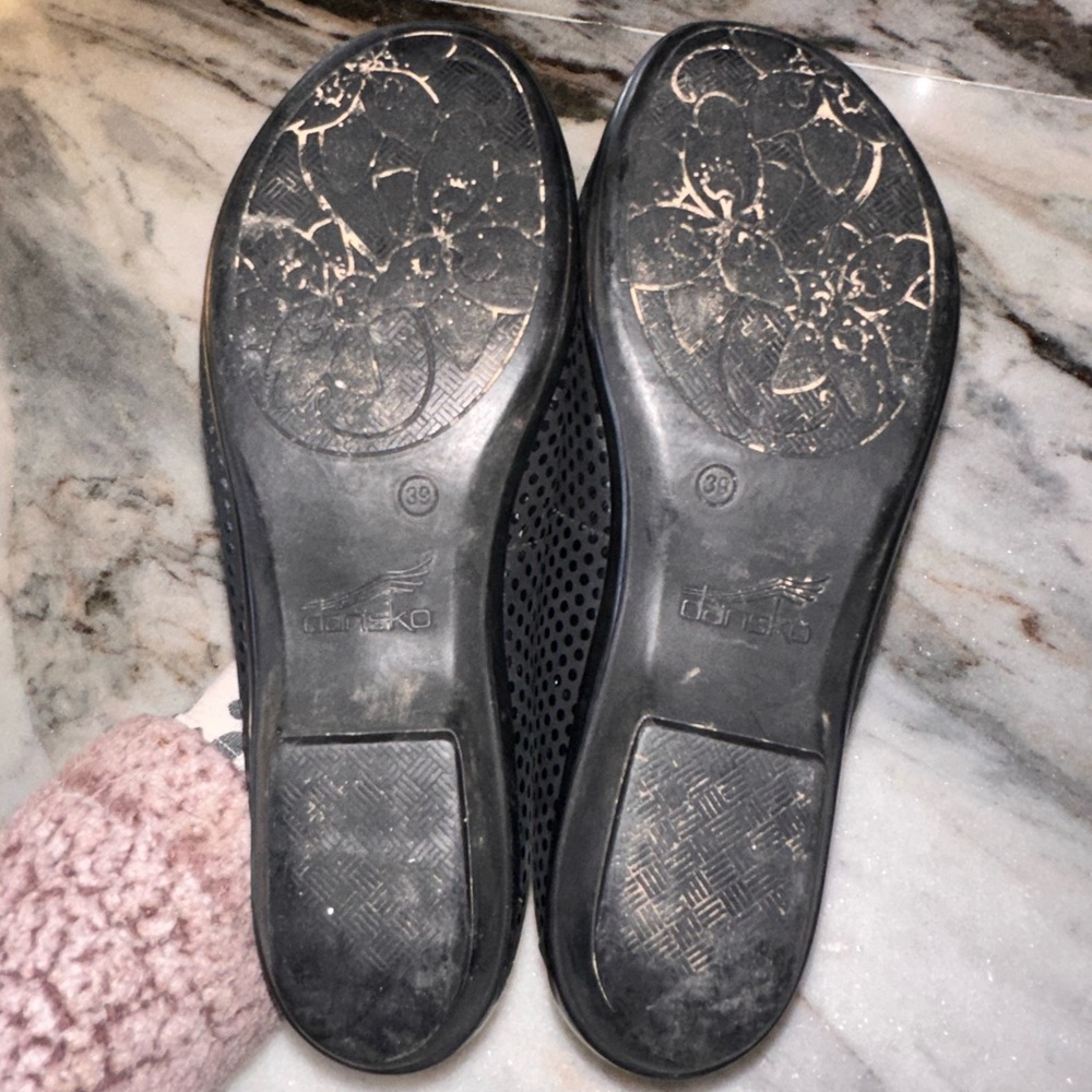 Dansko Size 39 (US Size 8-8.5) Women's Black Polka Dots Slip-On Loafers Shoes - Picture 8 of 8